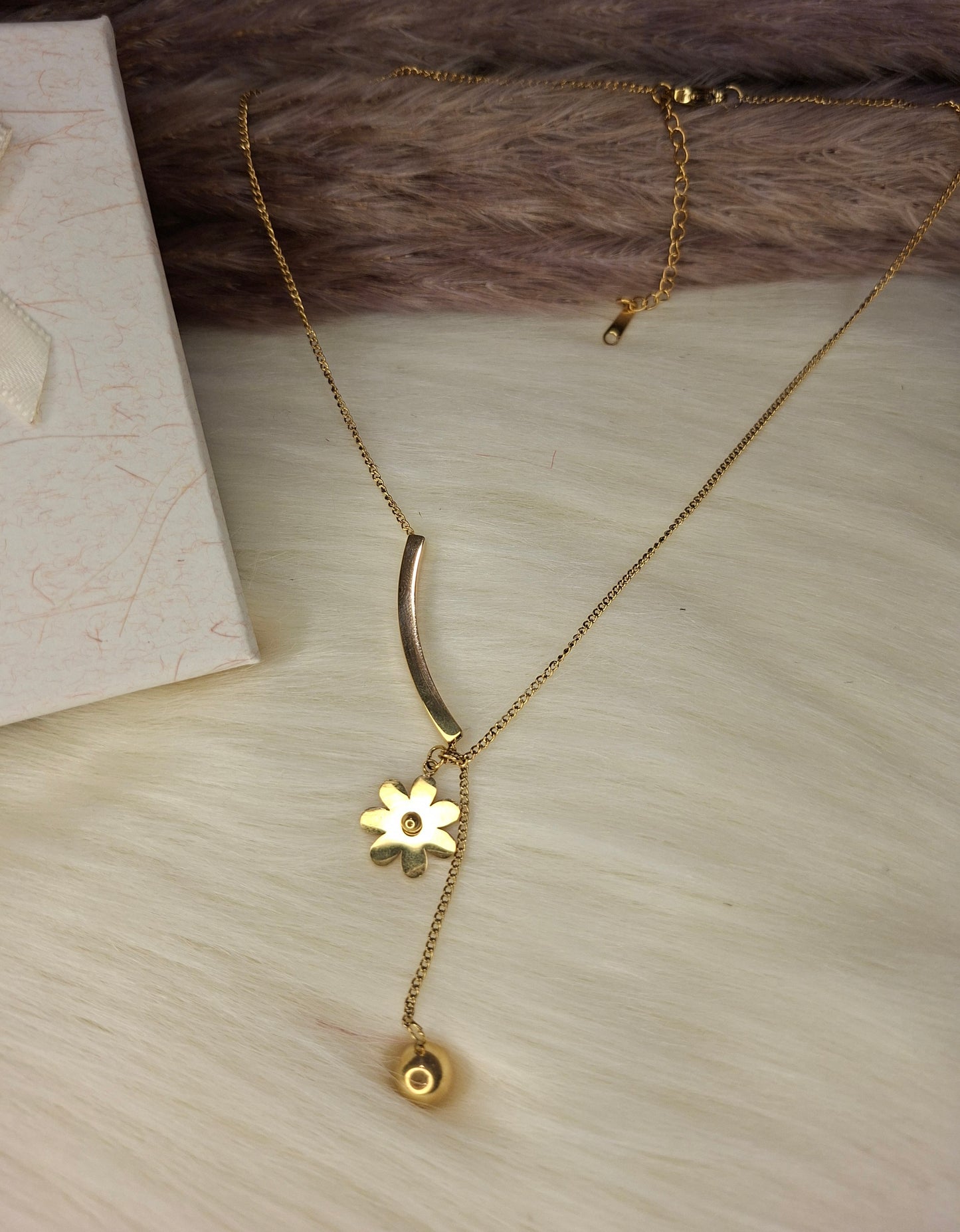 Golden Bloom Necklace
