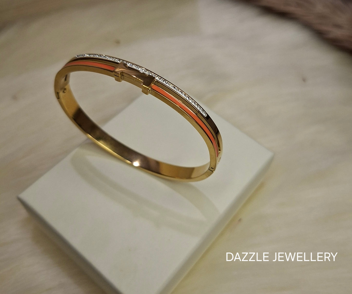 Luxe Line Bangle
