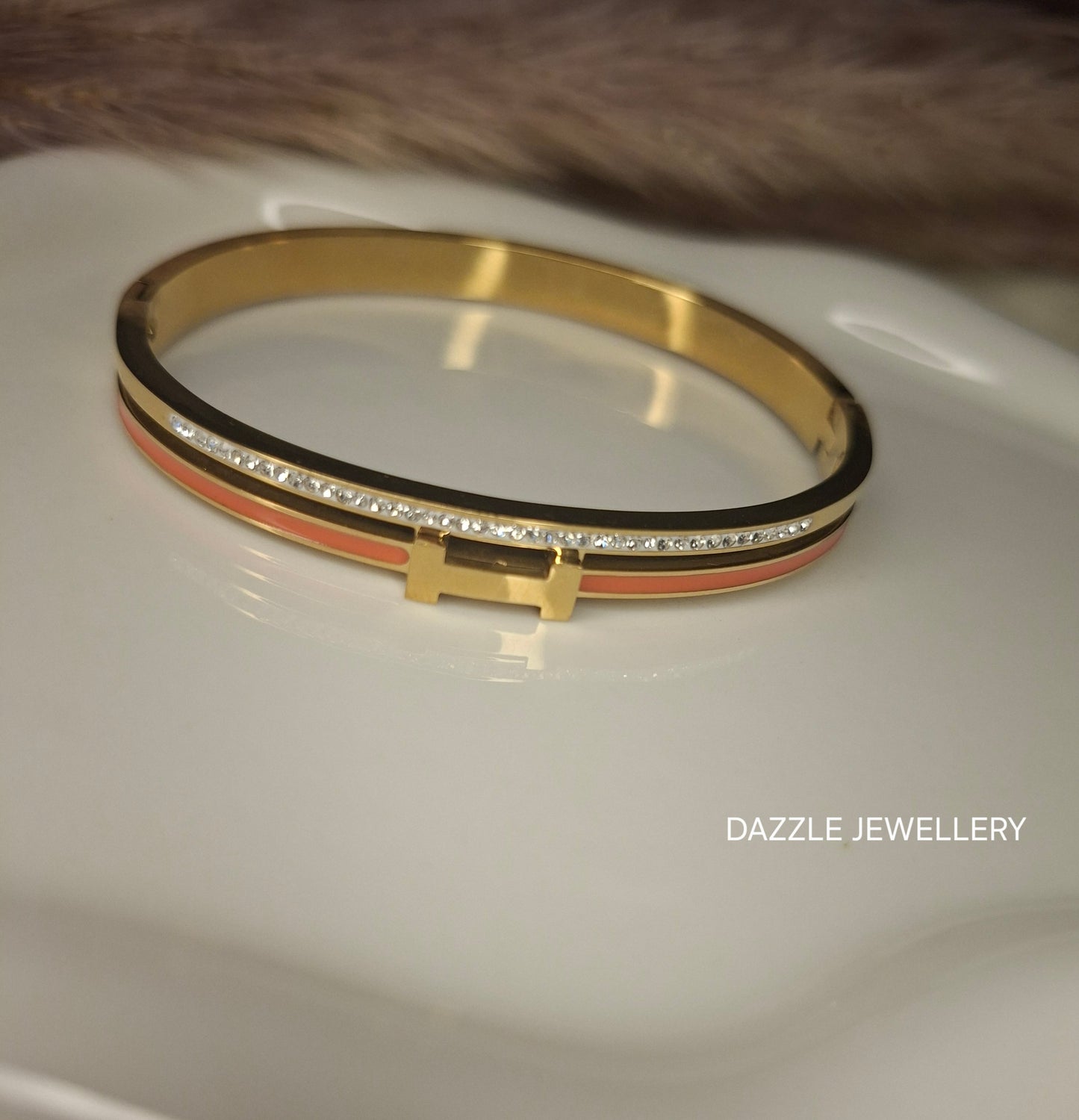Luxe Line Bangle