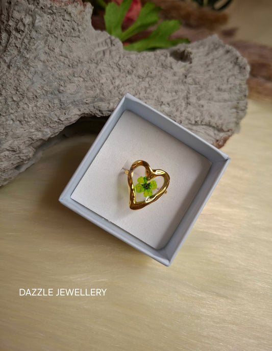 Green Blossom Heart Ring